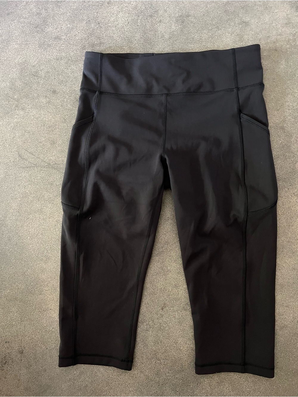 4 Pair Lululemon Women’s Leggings Size 10